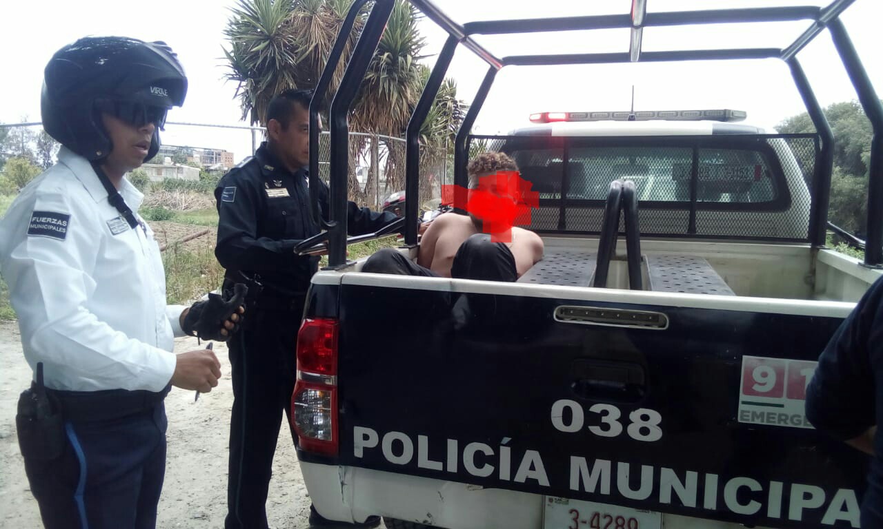 Balean a ex alcalde de Tzompantepec y a su esposa